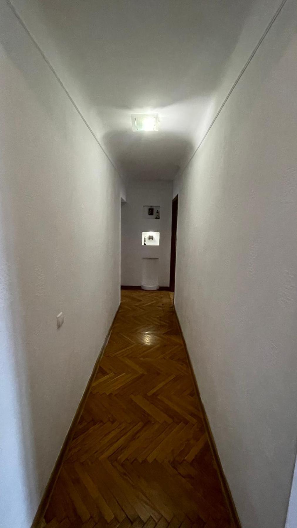 3- х комнатная в центре